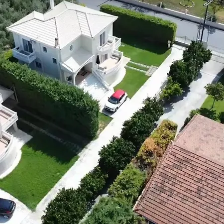 Zose' Luz Villa